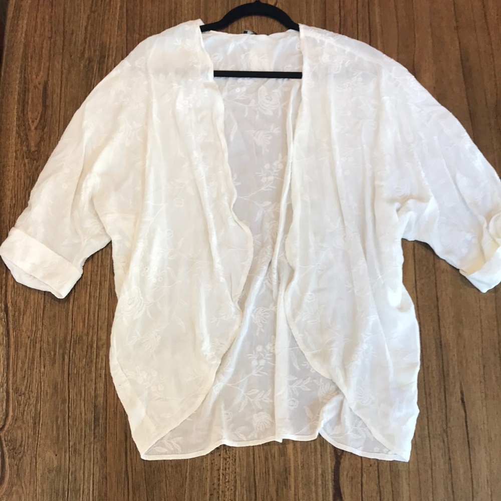 White flora coverup